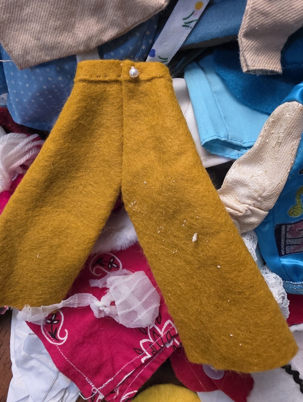 Vintage Doll Clothes Set in Yellow, Blue, Red, Green - Picture 3 of 14